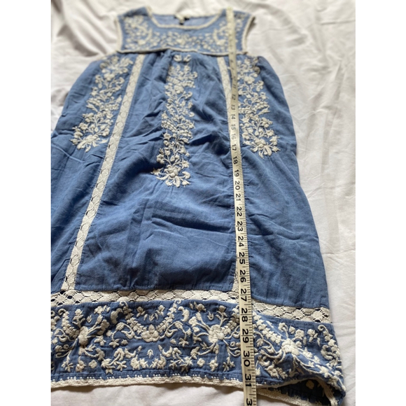 Joie chambray cotton floral embroidered shift dress small - Picture 4 of 5